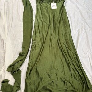 Runaway The Label Elegant maxi  Green Strapless Dress